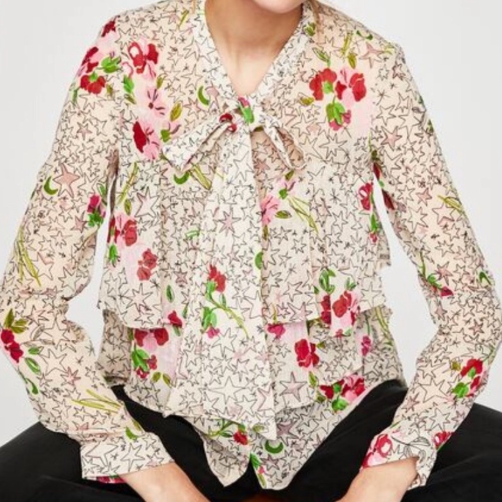 NWT ZARA Star Print Ivory Pussybow Top - Picture 2 of 4